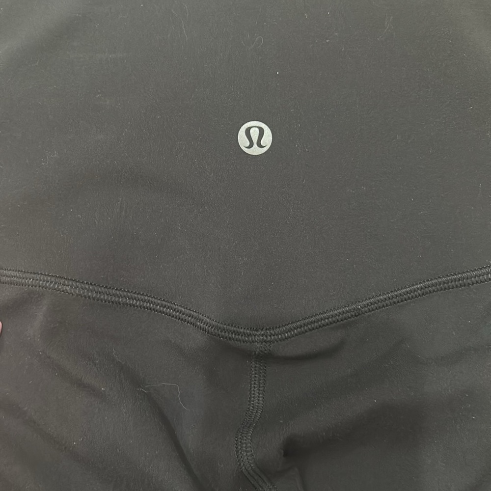 Lululemon Women’s Black Crop Leggings - Picture 3 of 3